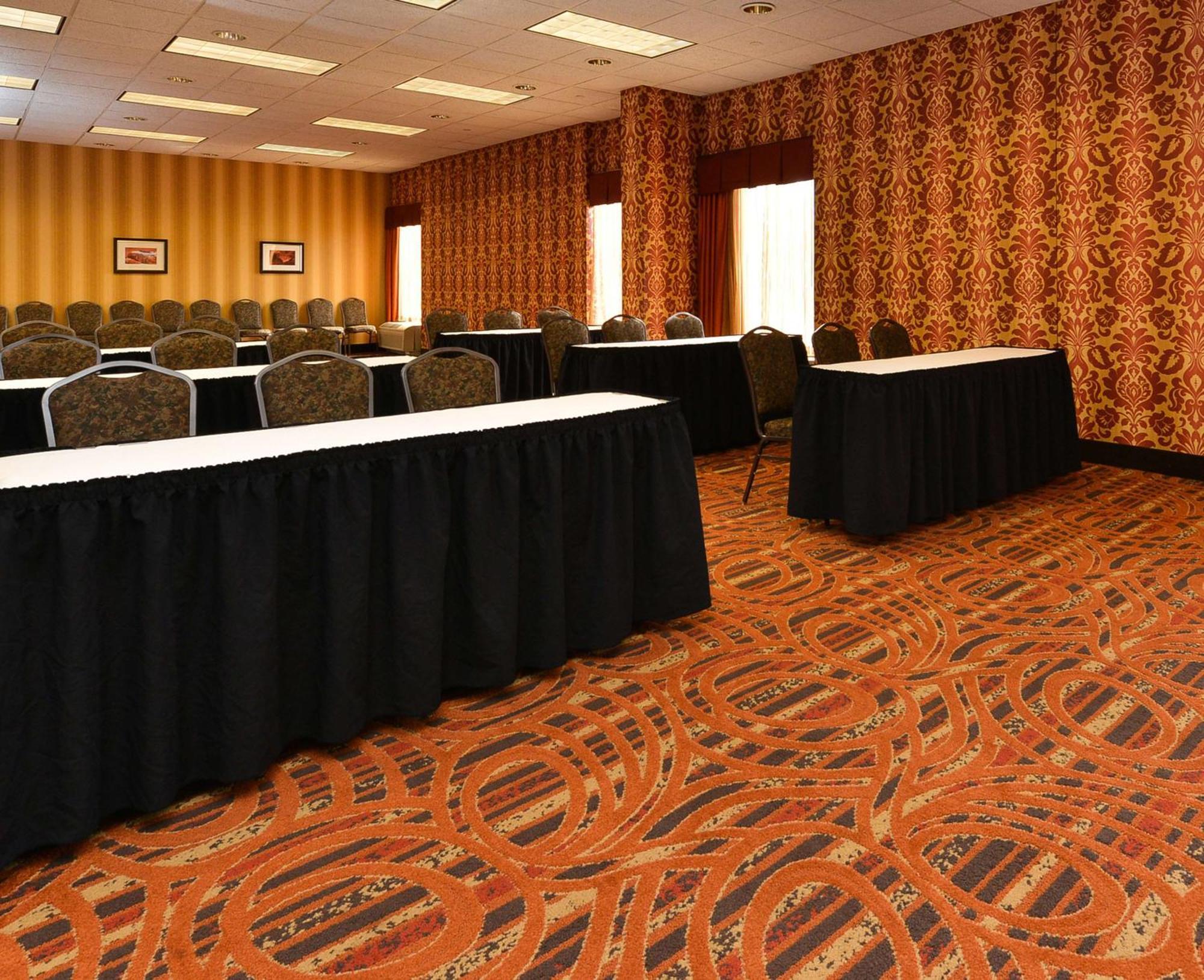 Hampton Inn Chicago-Carol Stream Экстерьер фото