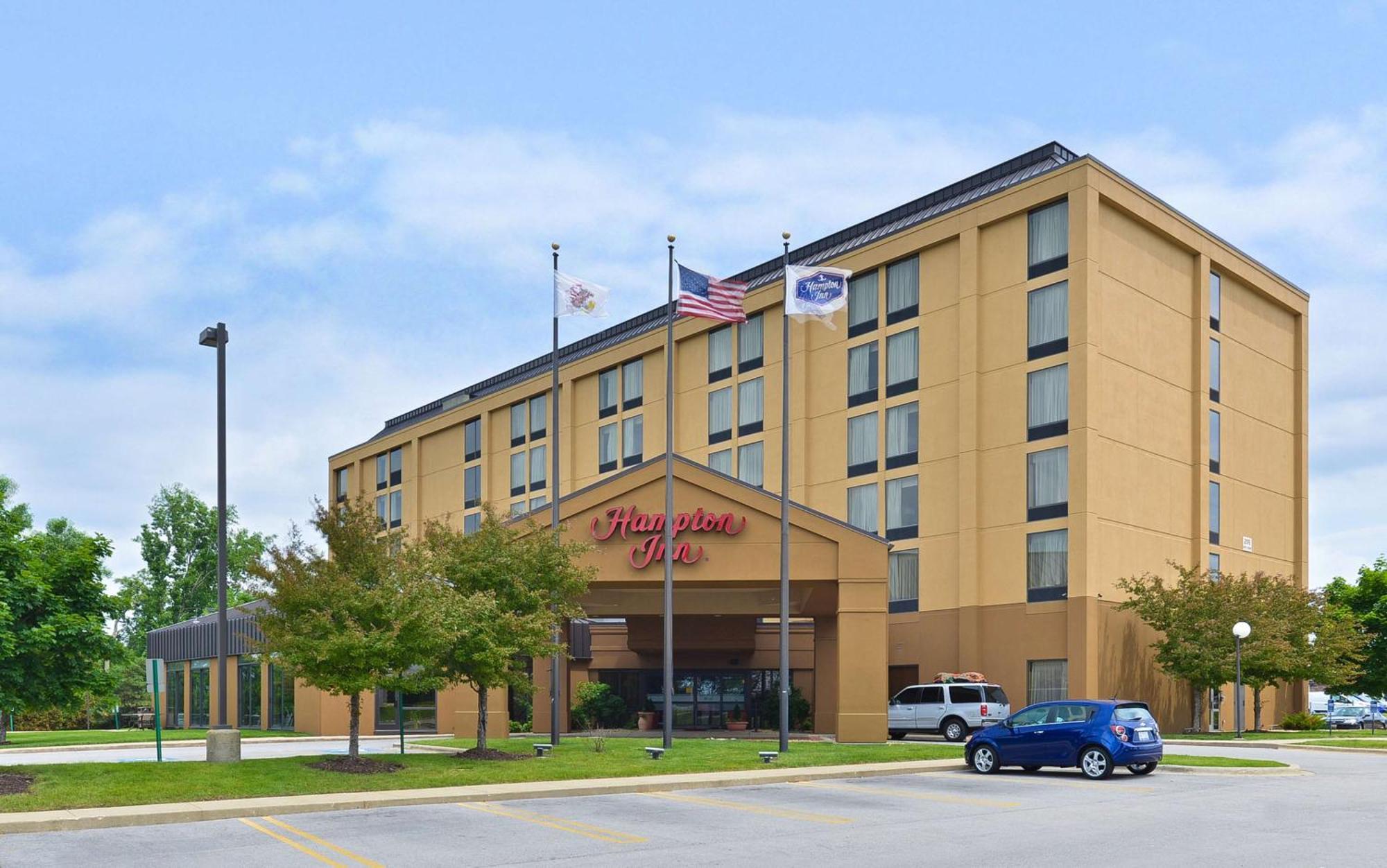 Hampton Inn Chicago-Carol Stream Экстерьер фото