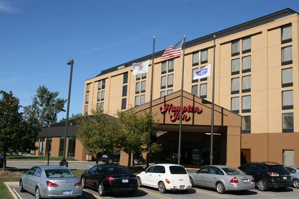 Hampton Inn Chicago-Carol Stream Экстерьер фото