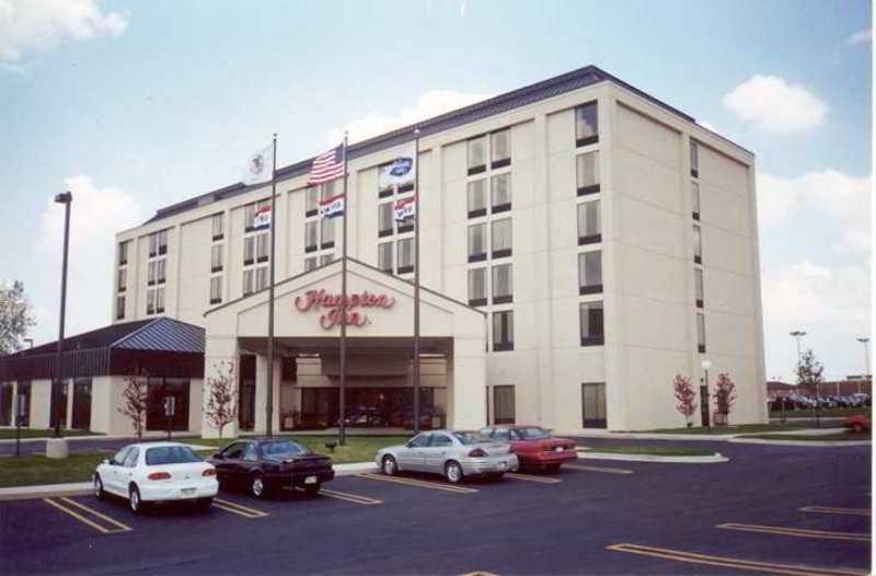 Hampton Inn Chicago-Carol Stream Экстерьер фото